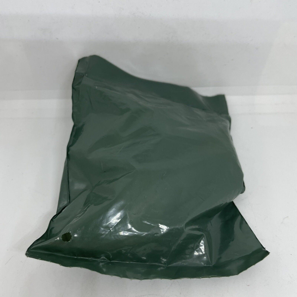 Genuine Jaguar Oil Pressure Switch JDE3131 Genuine Parts Ltd