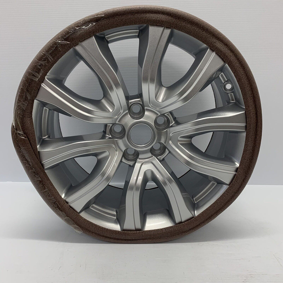 NEW RANGE ROVER EVOQUE / 18" ALLOY WHEEL RIM SILVER STYLE / LR084668 G ...