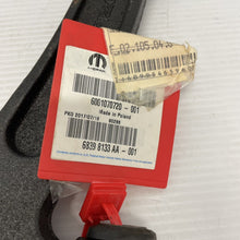 Load image into Gallery viewer, Fiat Panda Lower Suspension Arm Front Right 6001070720