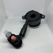 Load image into Gallery viewer, NEW FORD MONDEO MK5 CLUTCH SLAVE CYLINDER 2208372 CM5G-7A564-AD GENUINE