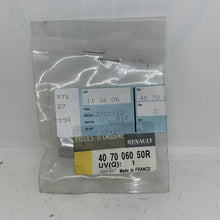 Load image into Gallery viewer, Genuine Renault 407006050R VALVE-ATCH