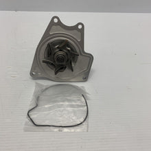 Load image into Gallery viewer, METELLI 24-0930 Water Pump for MITSUBISHI