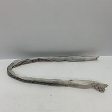 Load image into Gallery viewer, Genuine Peugeot 205 right top door seal 902103