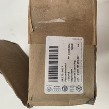 Load image into Gallery viewer, Throttle Pedal UK RHD Skoda Rapid / Seat Toledo 6R2721503F New Genuine Seat part