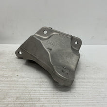 Load image into Gallery viewer, Genuine Jaguar XF C2Z13432 Mounting bracket RHS