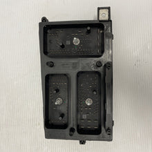 Load image into Gallery viewer, OEM VAUXHALL ASTRA ZAFIRA  93194877 93190314 FRONT FUSE BOX NEW