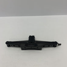 Load image into Gallery viewer, Genuine Land Rover Disco 5- Defender/Range Rover Spare Wheel Floor Jack LR128652