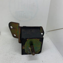 Load image into Gallery viewer, GENUINE RENAULT ENGINE MOUNTING (7704000769)