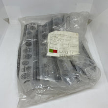 Load image into Gallery viewer, Genuine Volkswagen Sealing Gasket 047103161A
