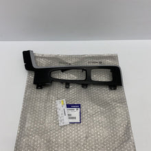 Load image into Gallery viewer, Genuine Volvo 32206868 PANEL