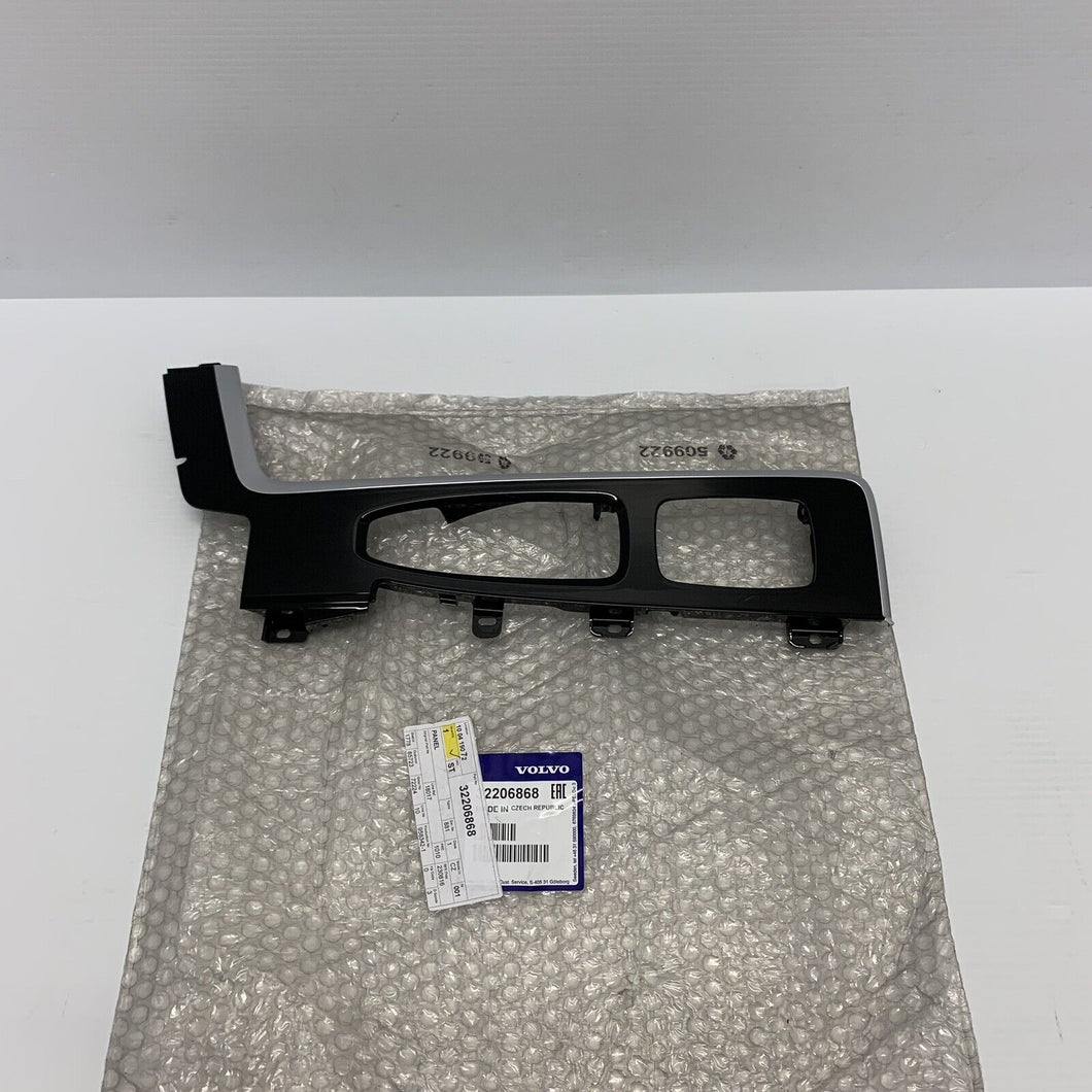 Genuine Volvo 32206868 PANEL – Genuine Parts Ltd