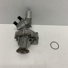 Load image into Gallery viewer, GENUINE RENAULT PUMP WATER ASSY (7700871801)