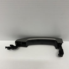 Load image into Gallery viewer, OEM LAND ROVER FREELANDER 2 L359 FRONT DOOR EXTERION HANDLE LR023343 GENUINE