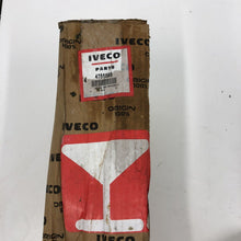 Load image into Gallery viewer, Genuine IVECO Mirror glass 4755585