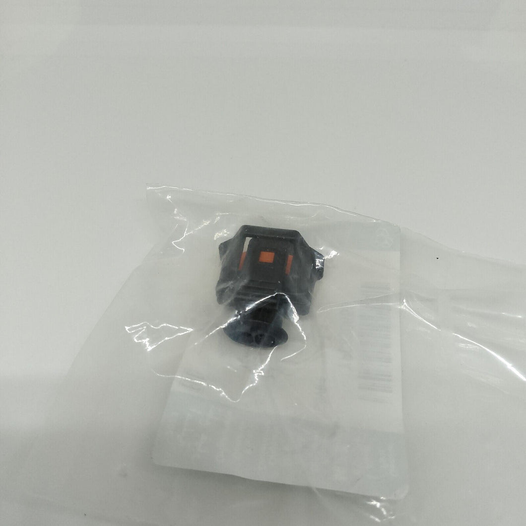 NEW GENUINE JAGUAR/RANGE ROVER CONNECTOR - YPC800650