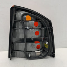 Load image into Gallery viewer, Vauxhall Opel Vectra C Genuine New Rear Light Cluster GM 93174902 1222691