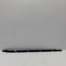 Load image into Gallery viewer, KIA SPORTAGE V NQ5 MK5 Front Right Door Window Stirp 82220P1100 NEW GENUINE