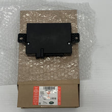 Load image into Gallery viewer, Genuine Land Rover Ecu keyless control module lr117932