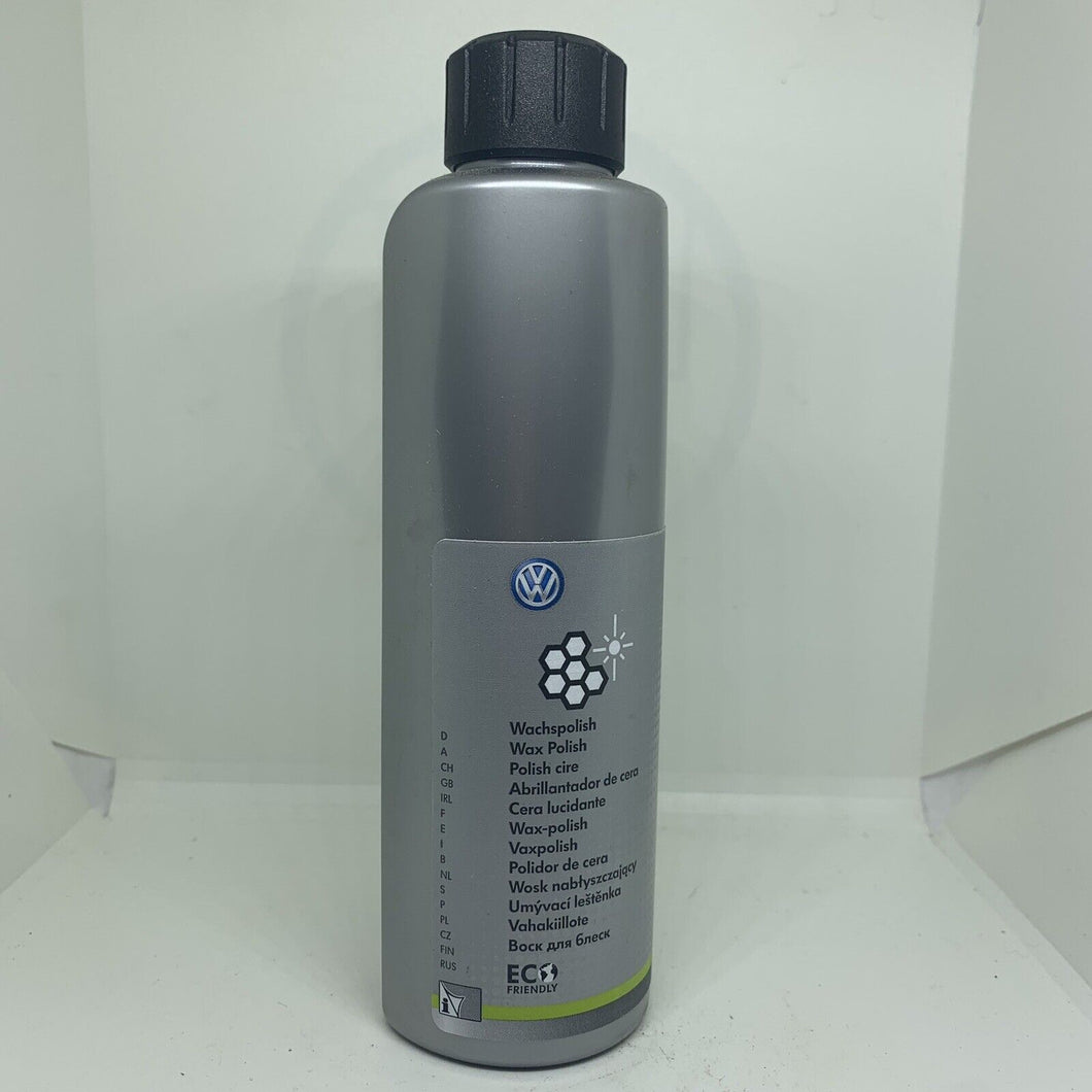 250ML BOTTLE OF NEW GENUINE VOLKSWAGEN CAR CARE WASH AND WAX SHAMPOO