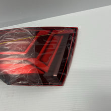 Load image into Gallery viewer, 47702047
