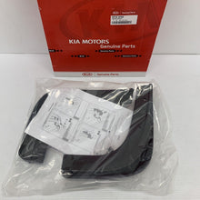 Load image into Gallery viewer, GENUINE NEW OEM 2017-2019 KIA SOUL SPLASH GUARD (REAR ONLY) B2F46AK500