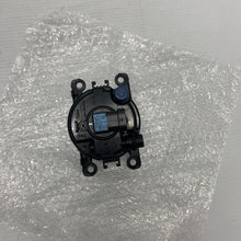 Load image into Gallery viewer, Genuine Ford Ranger Mk4 Front Round Fog Lamp Light XLT Limited 2011-2015 1729409