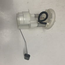 Load image into Gallery viewer, GENUINE RENAULT F/TANK SENDER ME (7700422039)