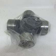 Load image into Gallery viewer, Genuine IVECO Universal joint 42537900