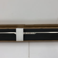 Load image into Gallery viewer, LAND ROVER RANGE ROVER IV L405 Right Side Step VPLGP0365 NEW GENUINE