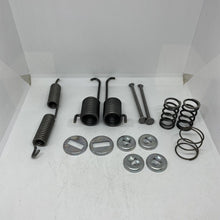 Load image into Gallery viewer, Genuine Iveco Brake Shoe Fitting Set 8124934