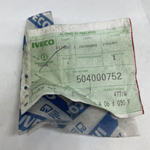 Load image into Gallery viewer, Genuine Iveco Plastic Floor Mat Cap 504000752