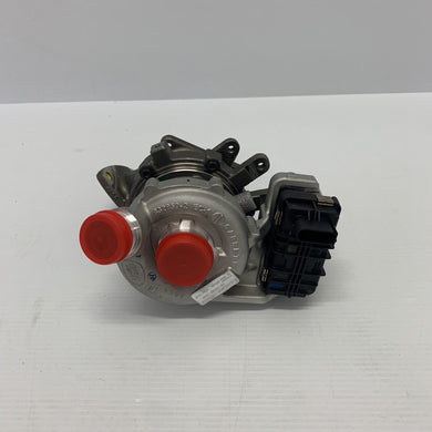 Genuine Jaguar F-Pace 16- turbo turbocharger t4a8248