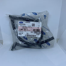 Load image into Gallery viewer, Genuine Ford Fuel Injector Pipe Repair Tube 1562727