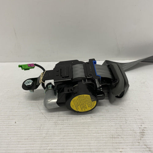 Genuine Chevrolet Front Seatbelt with Tensioner 96936325