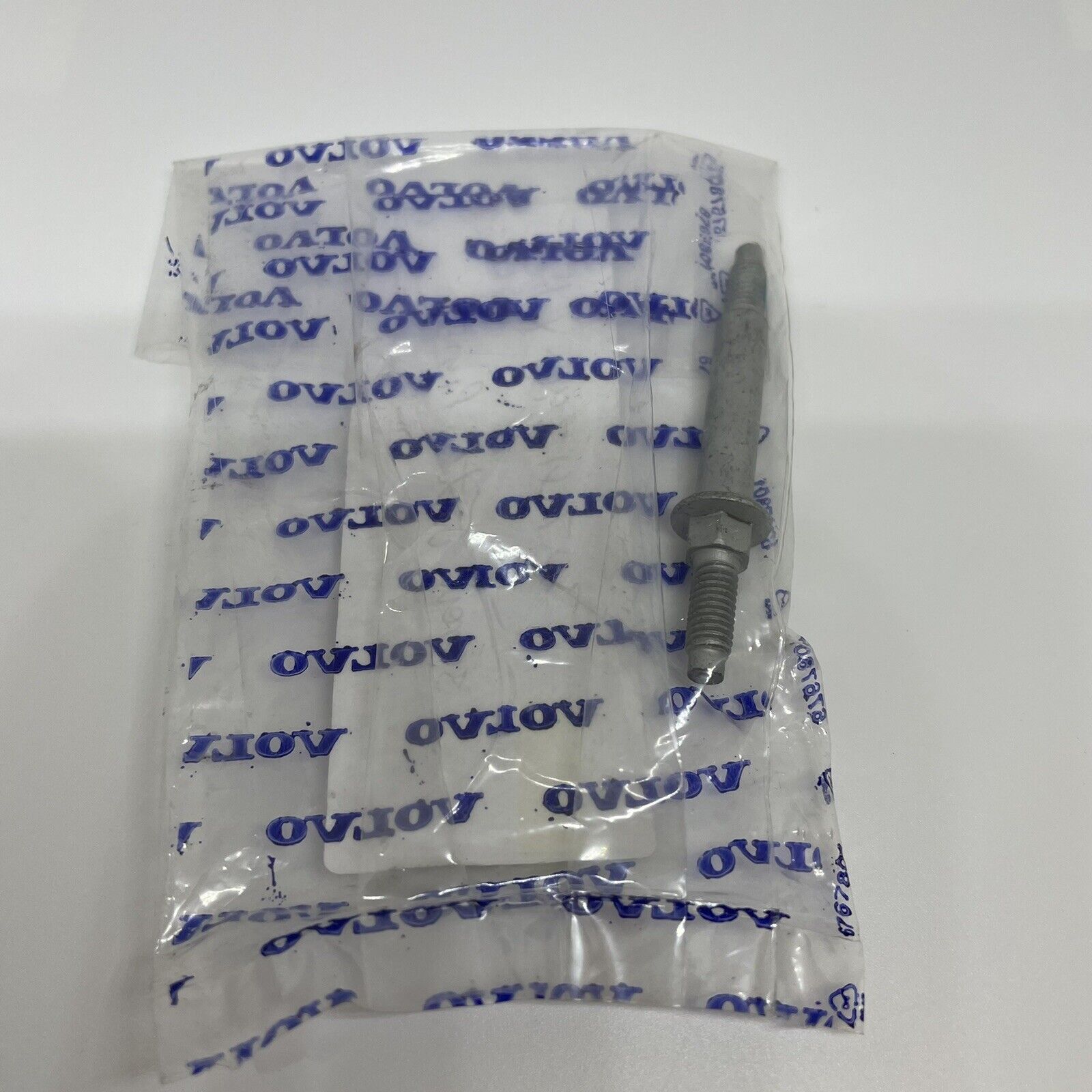 Genuine Volvo Screw with Pin 30741290 – Genuine Parts Ltd