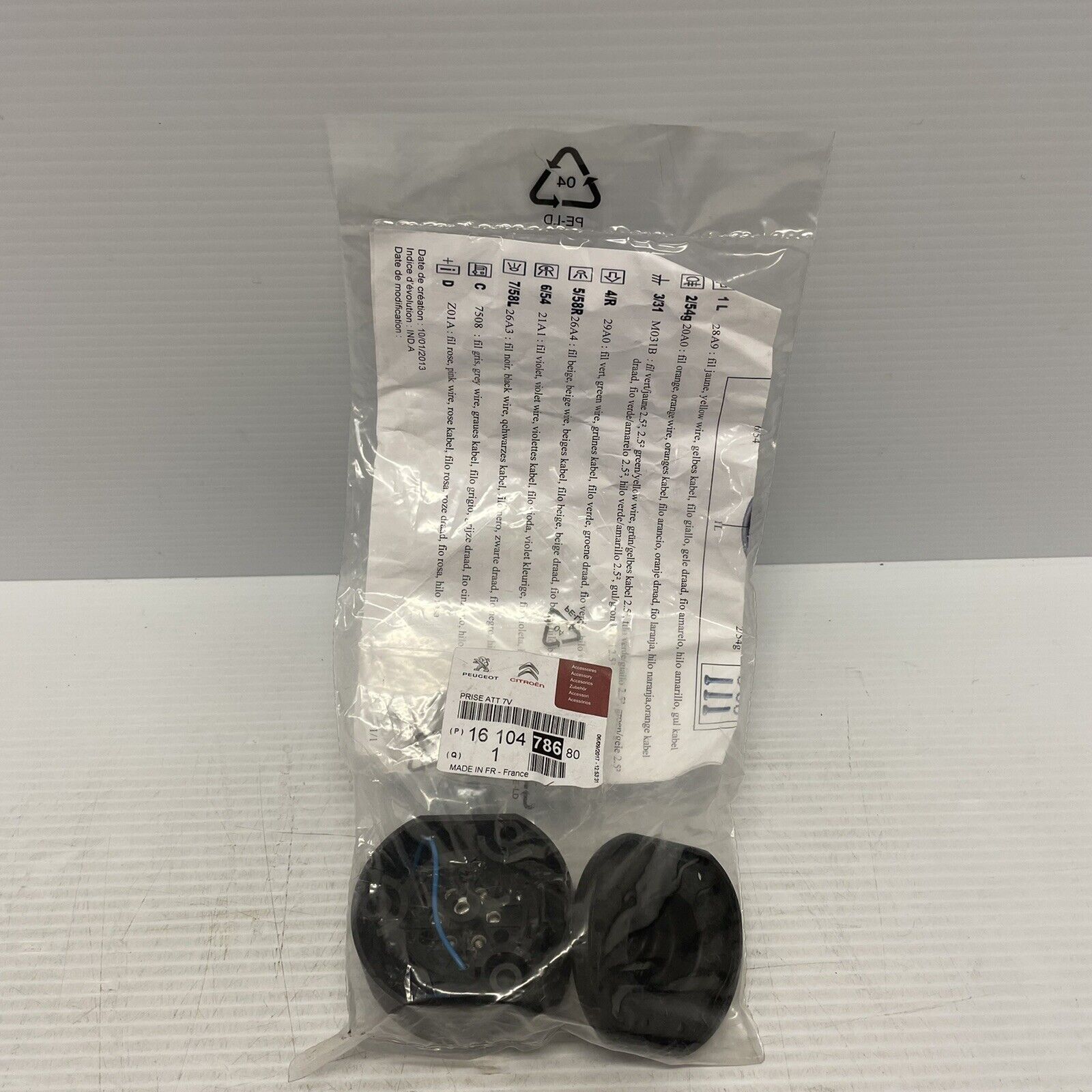 千 Cylinder Head 9808067110, 1610759680 for PEUGEOT, CITROEN