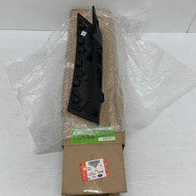 Load image into Gallery viewer, Genuine Land Rover Discovery 5 D Pillar Trim Moulding LR115145