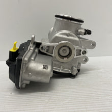 Load image into Gallery viewer, GENUINE Range Rover Evoque Discovery Sport 2.0 Diesel EGR Valve LR077847