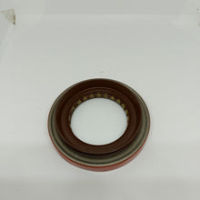 Load image into Gallery viewer, NEW GENUINE LAND ROVER DIFFERENTIAL DIFF PINION OIL SEAL DOUBLE LIP - FTC5258