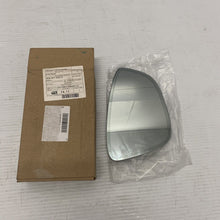 Load image into Gallery viewer, VOLKSWAGEN PASSAT B7 Front Right Door Mirror Glass RHD 3C8857522D NEW GENUINE