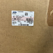 Load image into Gallery viewer, 46330701