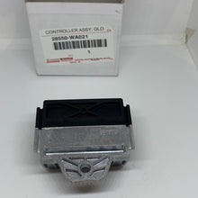 Load image into Gallery viewer, OEM Toyota Auris Verso Avensis Rav4 CONTROLLER ASSY, GLOW PLUG RELAY 28550-WA020