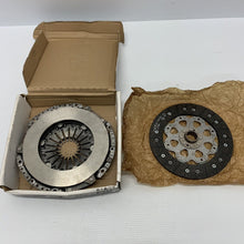 Load image into Gallery viewer, AUDI A4 A5 Q5 TFSi 2.0TDi CLUTCH KIT 0B1141015D GENUINE AUDI NEW 0B1141015D