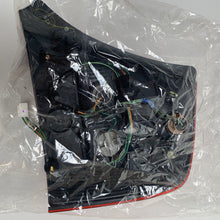 Load image into Gallery viewer, 151694 Tail Light Right Mazda 323 S VI (BJ) Mazda: BN1C51150 Rear Lamp