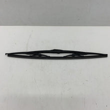 Load image into Gallery viewer, GENUINE VAUXHALL WIPER BLADE - GENUINE NEW - 93195952 19 INCH