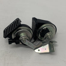Load image into Gallery viewer, Genuine FORD FOCUS III Horn Signal 1806687 BM5T-13A803-AC 2694304