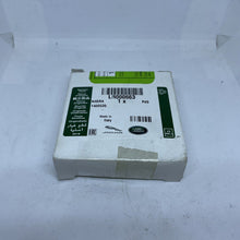 Load image into Gallery viewer, LAND ROVER DISCOVERY SPORT L550 Timing Chain LR000663 New Genuine