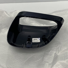 Load image into Gallery viewer, Genuine Volvo xc90 XC60 Door Mirror Cover (Right, Colour Code: 467) 32314138