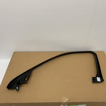 Load image into Gallery viewer, Genuine Land Rover Range Rover Evoque 19- moulding door window frame lh inner
