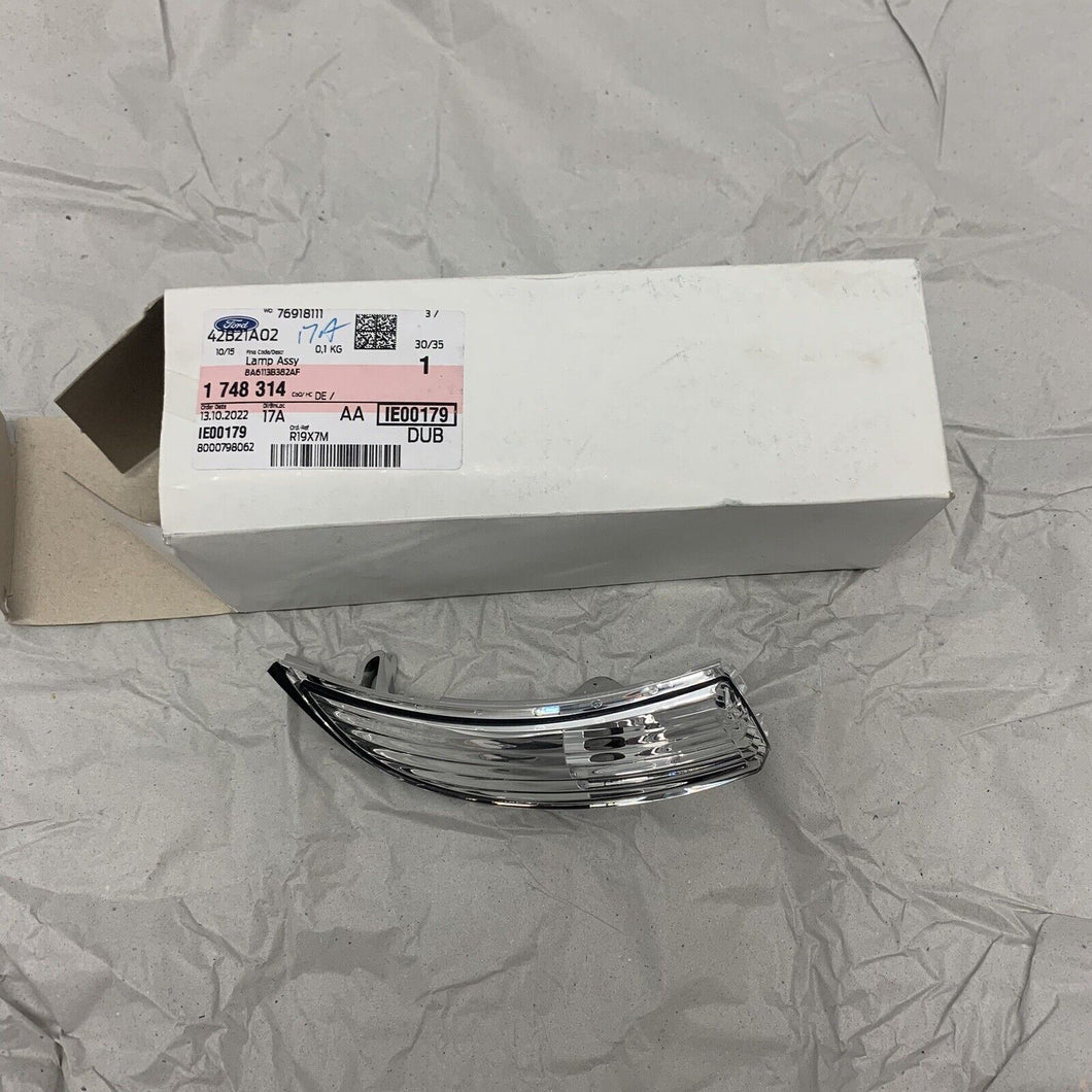 Genuine Ford FIESTA Wing Mirror Indicator Lens R/H  (2008-2017)  1748314